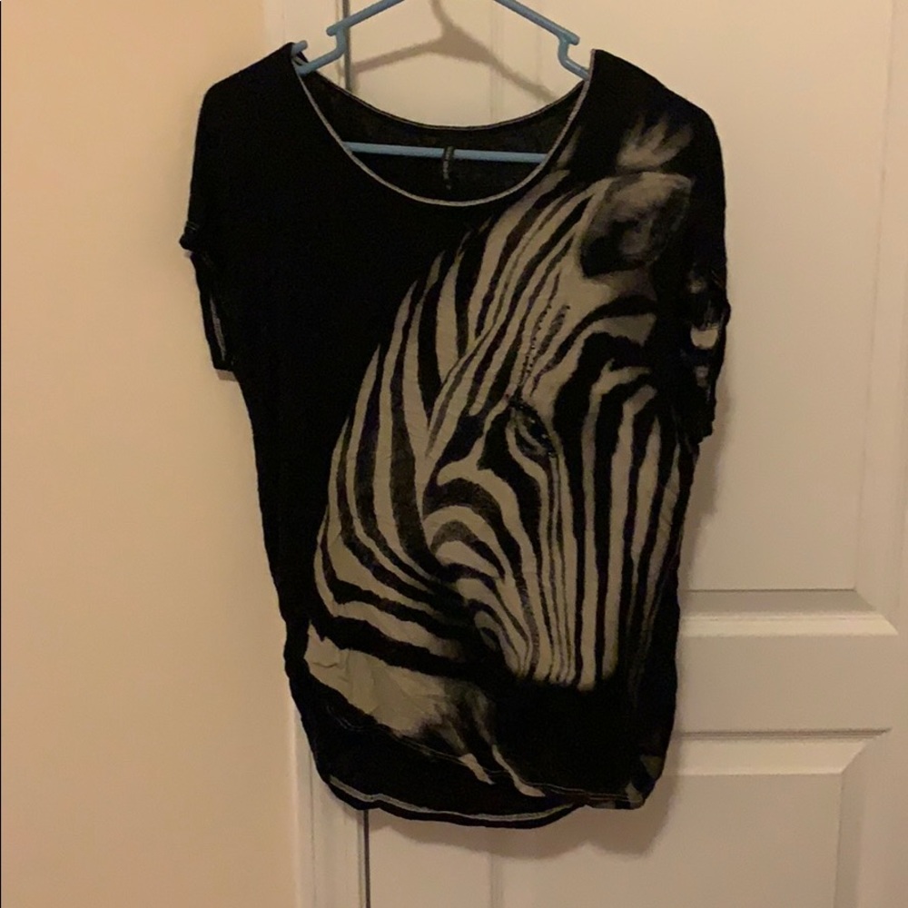 Zebra top